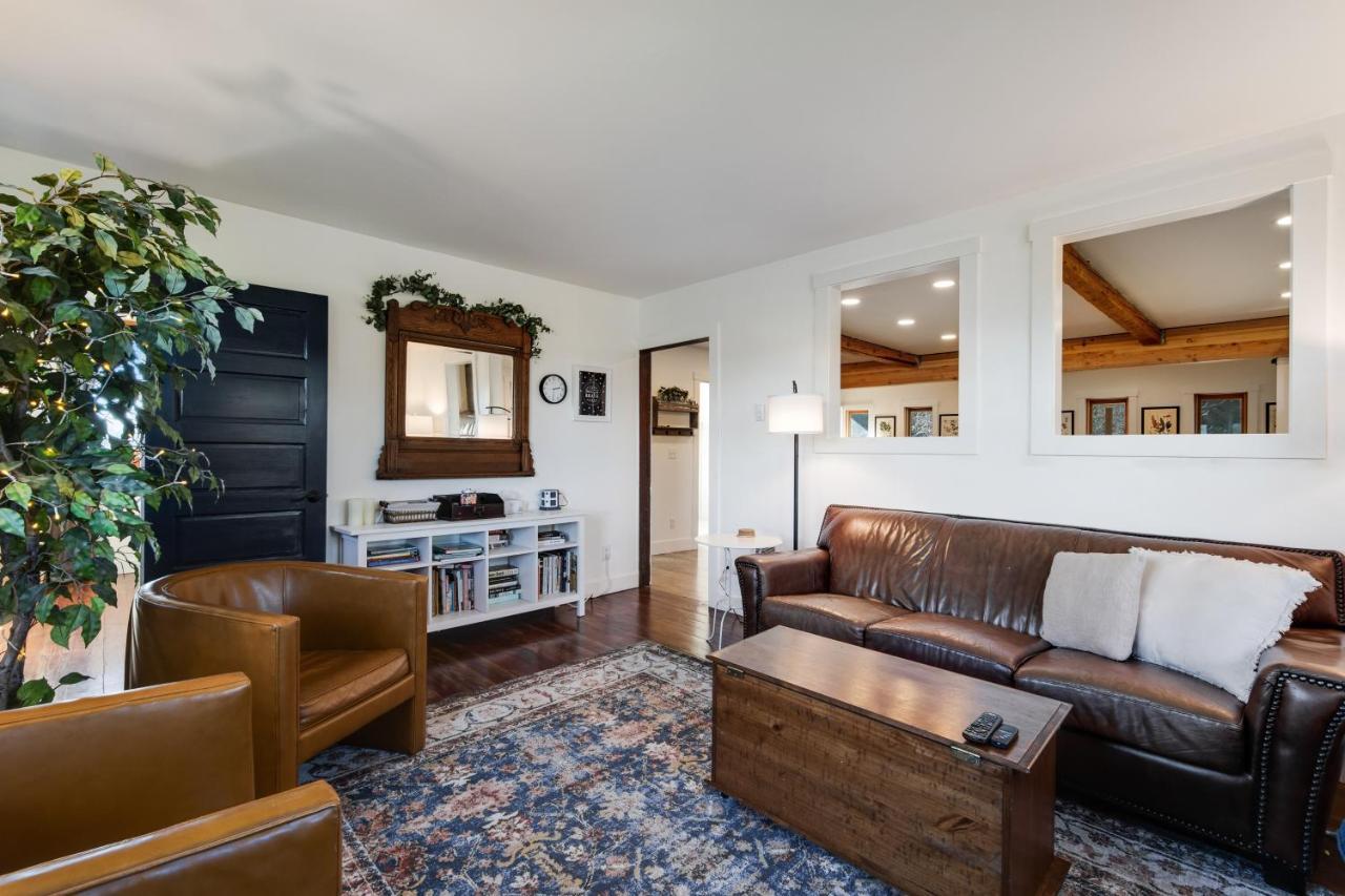Historic Officer'S Farmhouse At Olf Coupeville Exterior foto