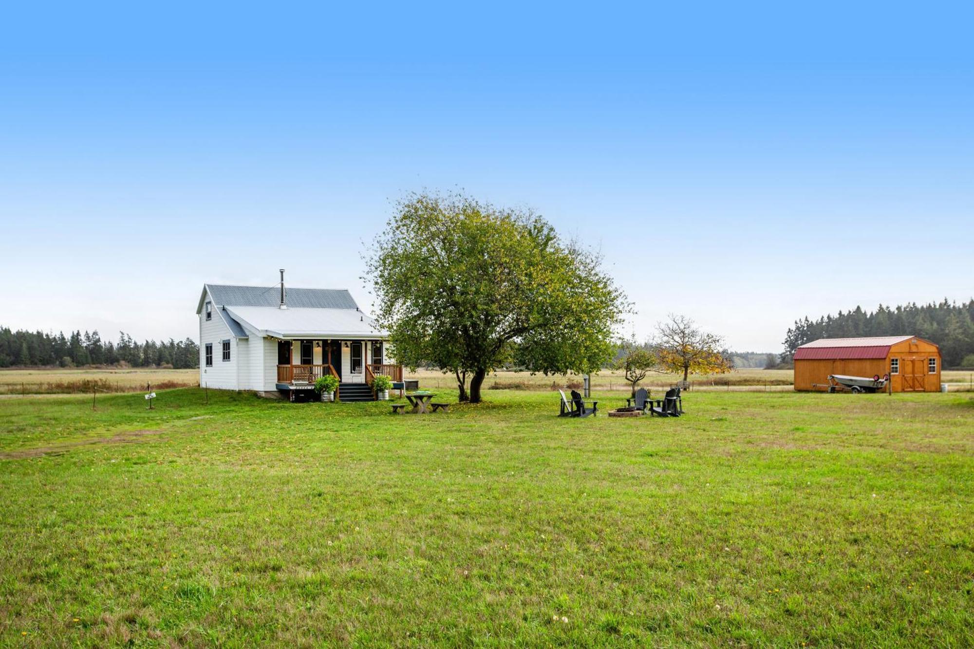 Historic Officer'S Farmhouse At Olf Coupeville Exterior foto